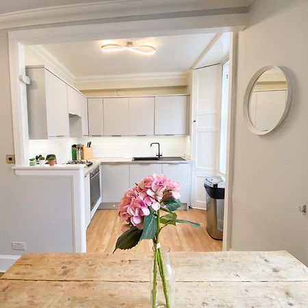 Rose Street'S Hidden Treasure- 2Bed Newly Refurbished Apt EDI Kültér fotó