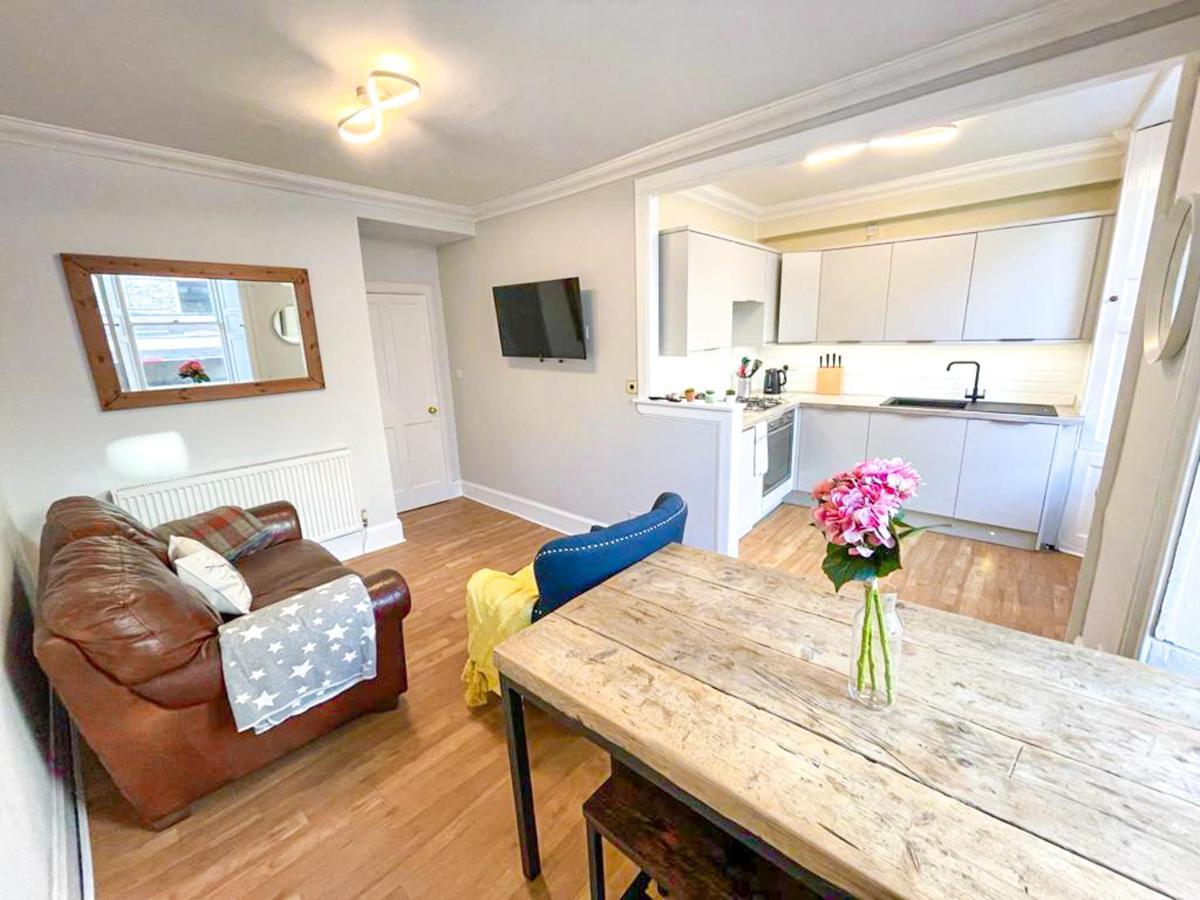 Rose Street'S Hidden Treasure- 2Bed Newly Refurbished Apt EDI Kültér fotó