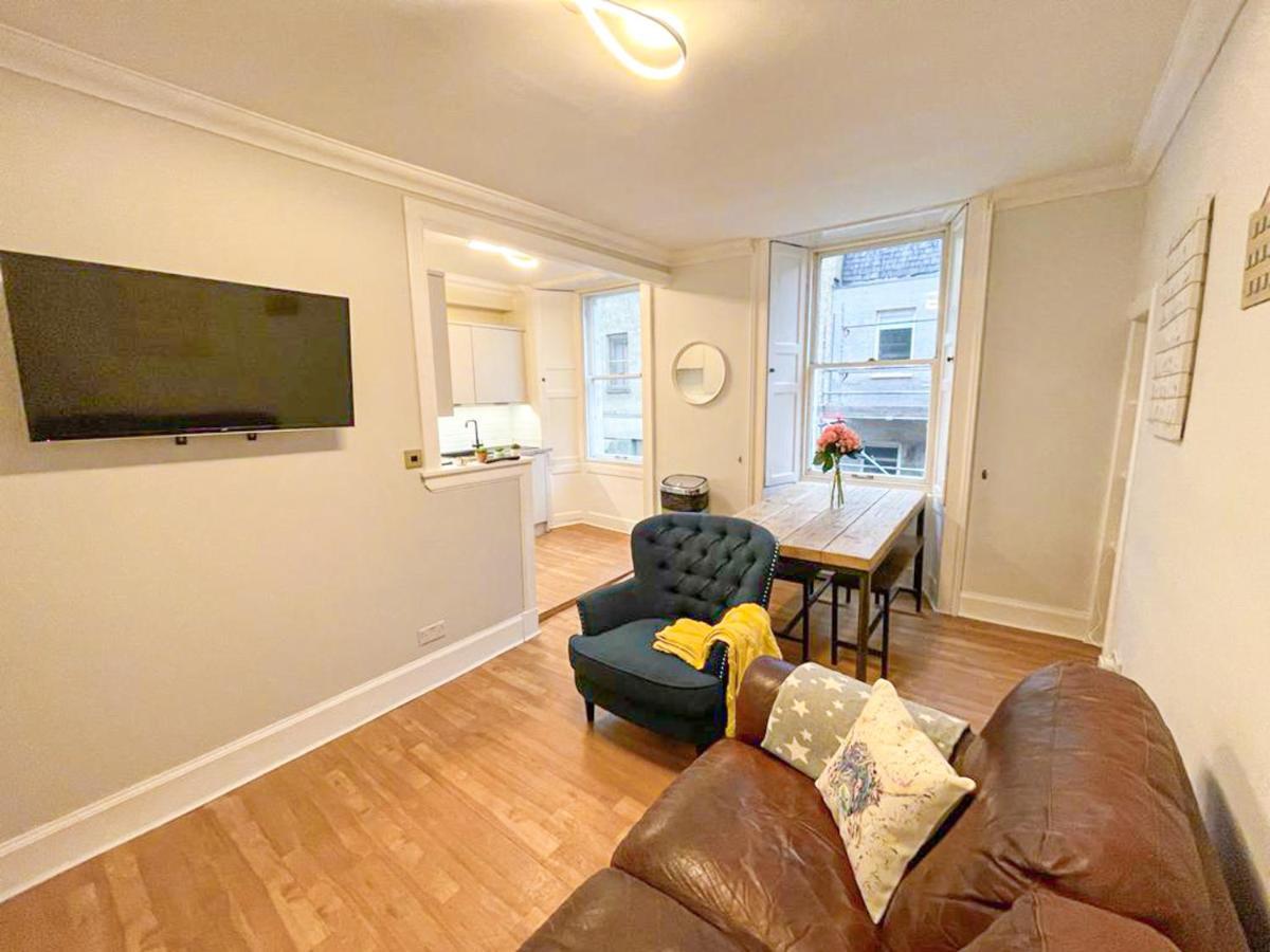 Rose Street'S Hidden Treasure- 2Bed Newly Refurbished Apt EDI Kültér fotó