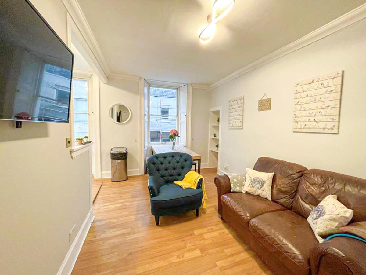 Rose Street'S Hidden Treasure- 2Bed Newly Refurbished Apt EDI Kültér fotó