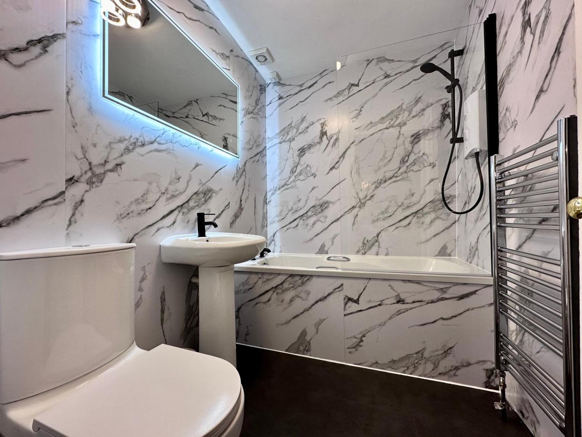 Rose Street'S Hidden Treasure- 2Bed Newly Refurbished Apt EDI Kültér fotó